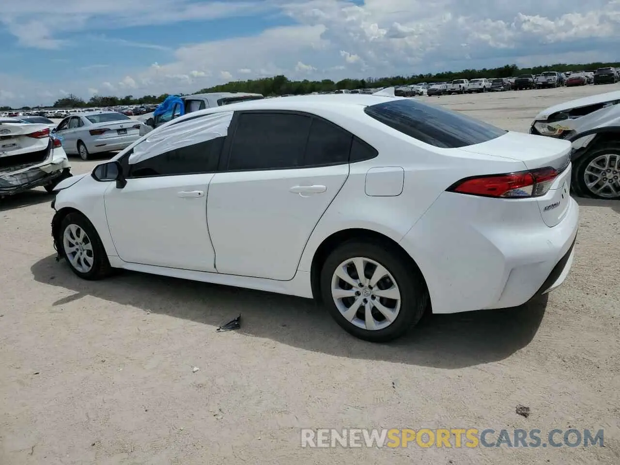 2 Photograph of a damaged car 5YFEPRAE1LP074330 TOYOTA COROLLA 2020