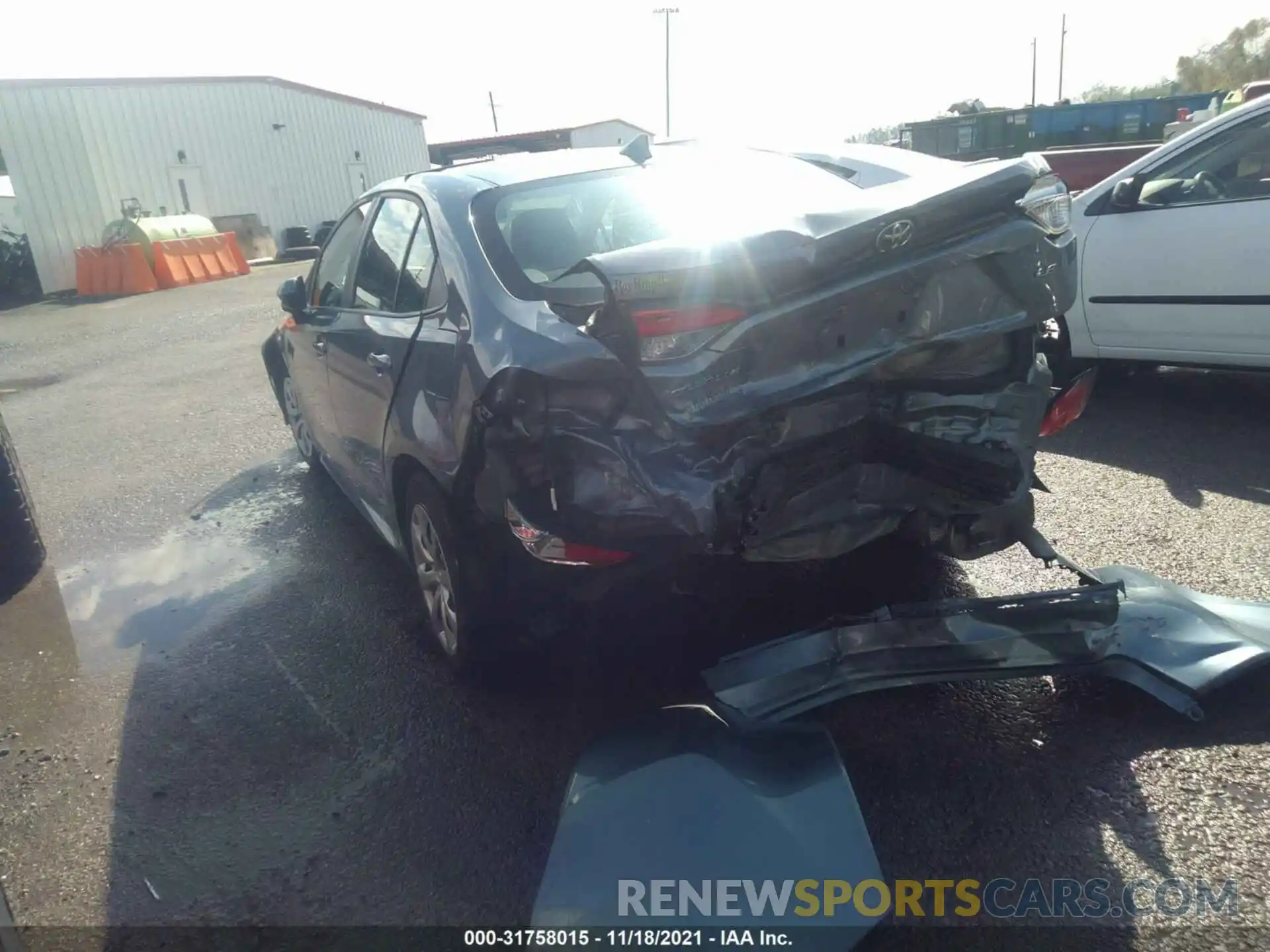 3 Photograph of a damaged car 5YFEPRAE1LP075462 TOYOTA COROLLA 2020