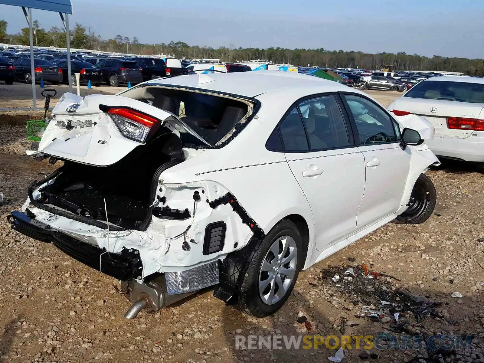 4 Photograph of a damaged car 5YFEPRAE1LP078541 TOYOTA COROLLA 2020