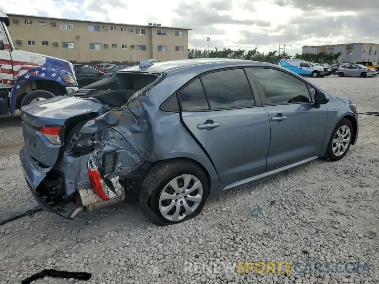 3 Photograph of a damaged car 5YFEPRAE1LP078930 TOYOTA COROLLA 2020