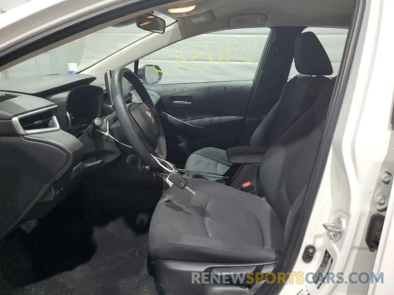 7 Photograph of a damaged car 5YFEPRAE1LP079642 TOYOTA COROLLA 2020