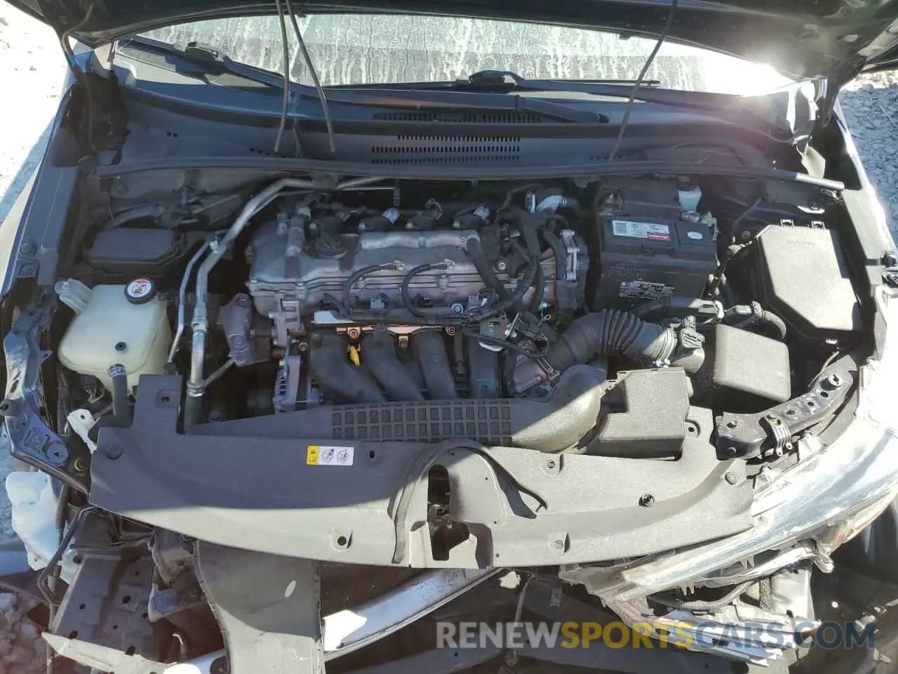 11 Photograph of a damaged car 5YFEPRAE1LP083027 TOYOTA COROLLA 2020