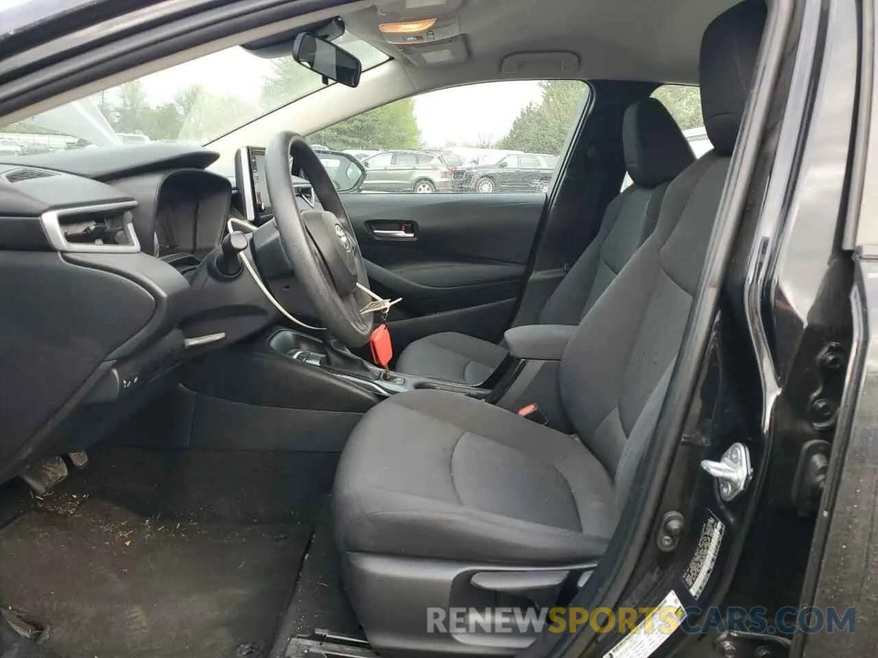 7 Photograph of a damaged car 5YFEPRAE1LP083366 TOYOTA COROLLA 2020