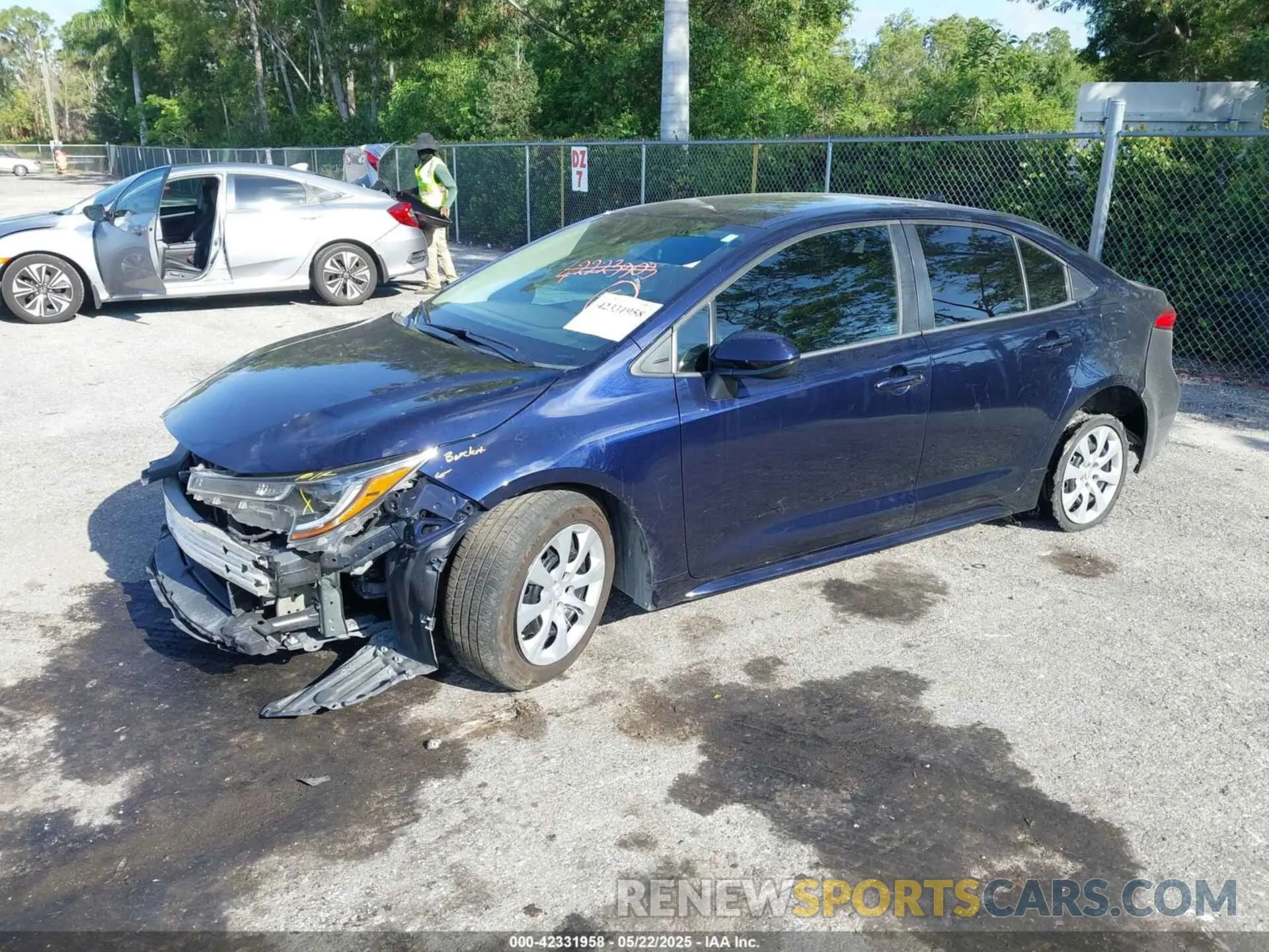 2 Photograph of a damaged car 5YFEPRAE1LP084615 TOYOTA COROLLA 2020