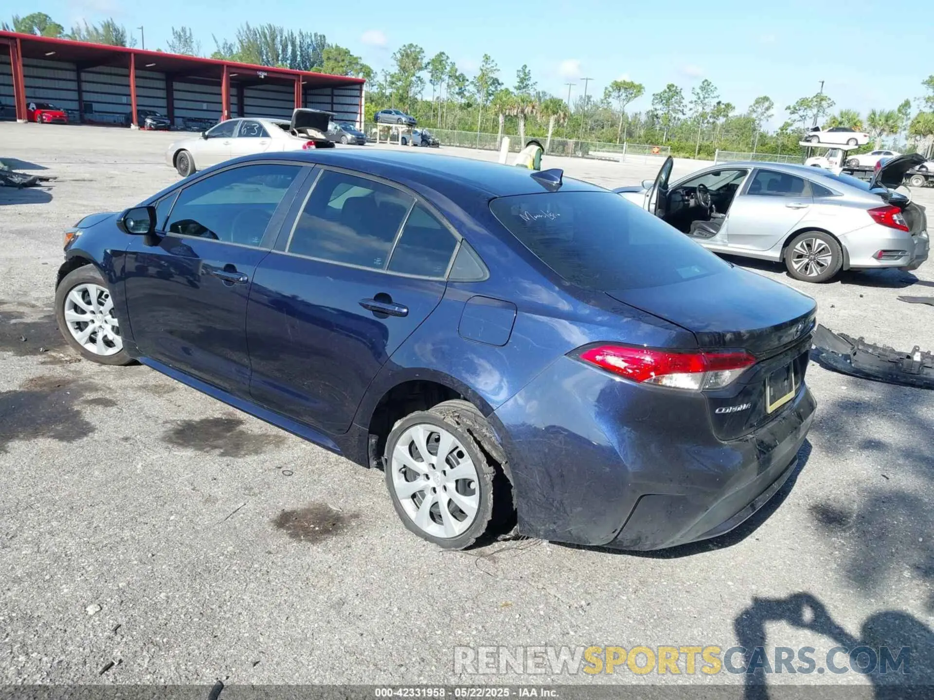 3 Photograph of a damaged car 5YFEPRAE1LP084615 TOYOTA COROLLA 2020