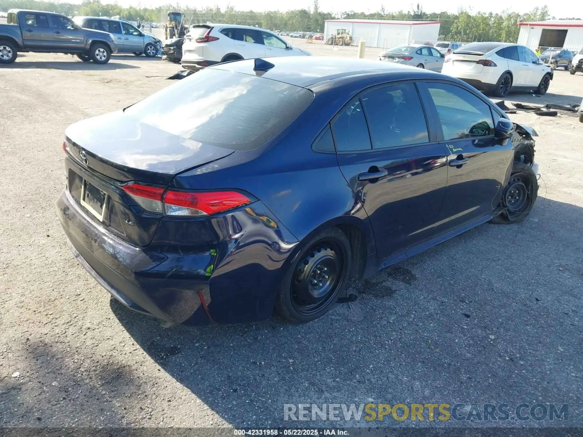 4 Photograph of a damaged car 5YFEPRAE1LP084615 TOYOTA COROLLA 2020