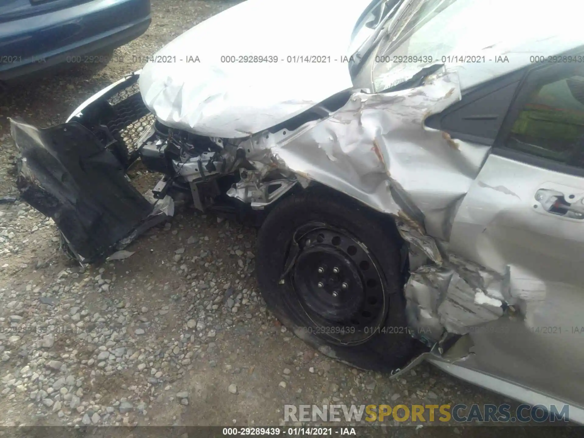 6 Photograph of a damaged car 5YFEPRAE1LP086915 TOYOTA COROLLA 2020