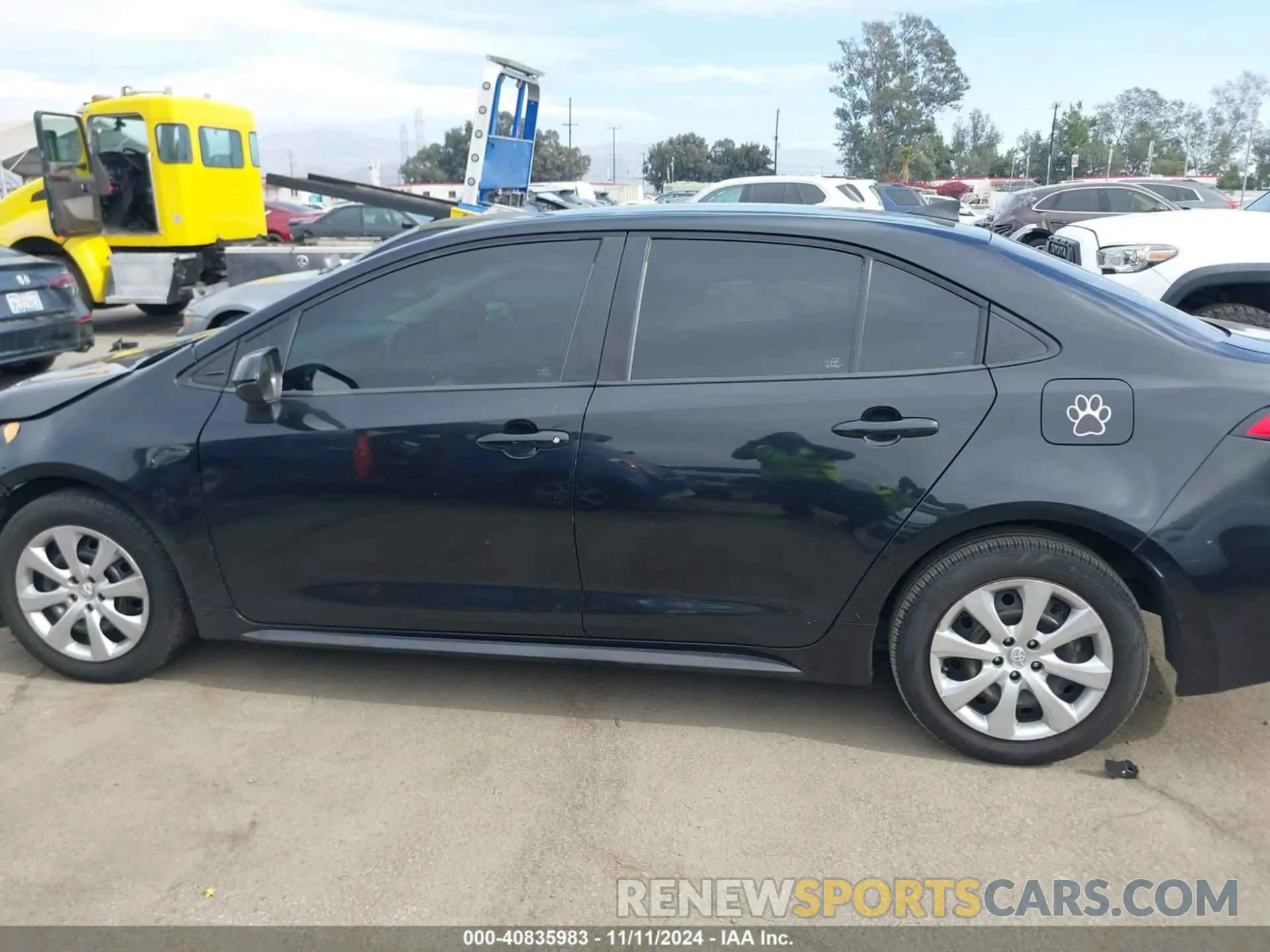 15 Photograph of a damaged car 5YFEPRAE1LP097624 TOYOTA COROLLA 2020