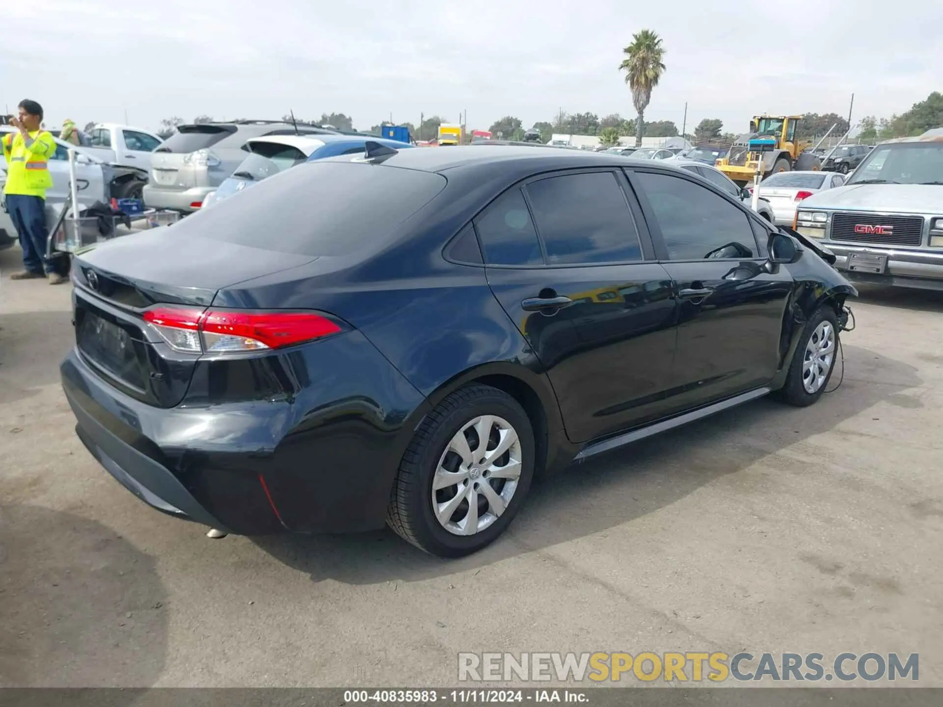 4 Photograph of a damaged car 5YFEPRAE1LP097624 TOYOTA COROLLA 2020