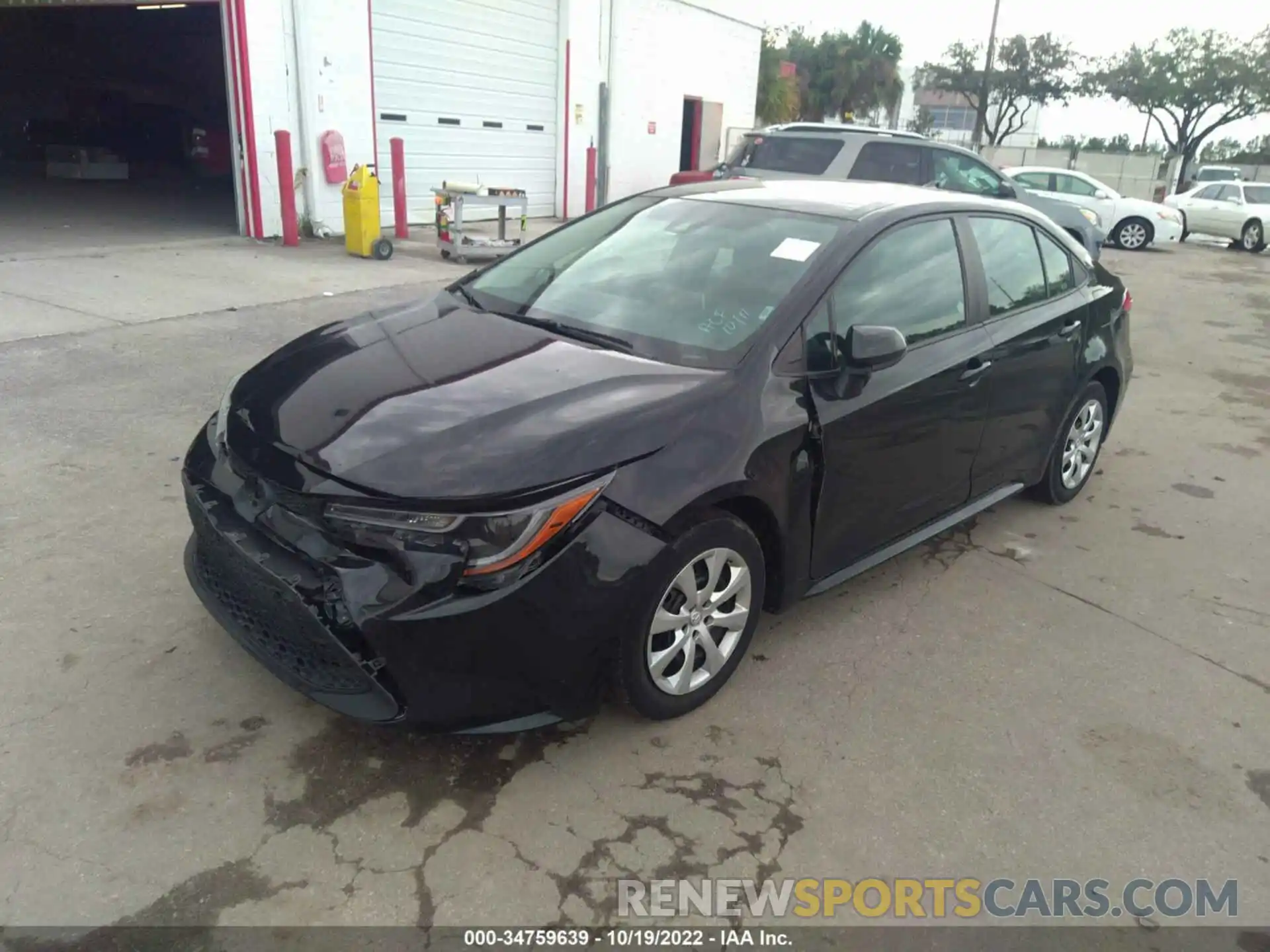 2 Photograph of a damaged car 5YFEPRAE1LP098496 TOYOTA COROLLA 2020