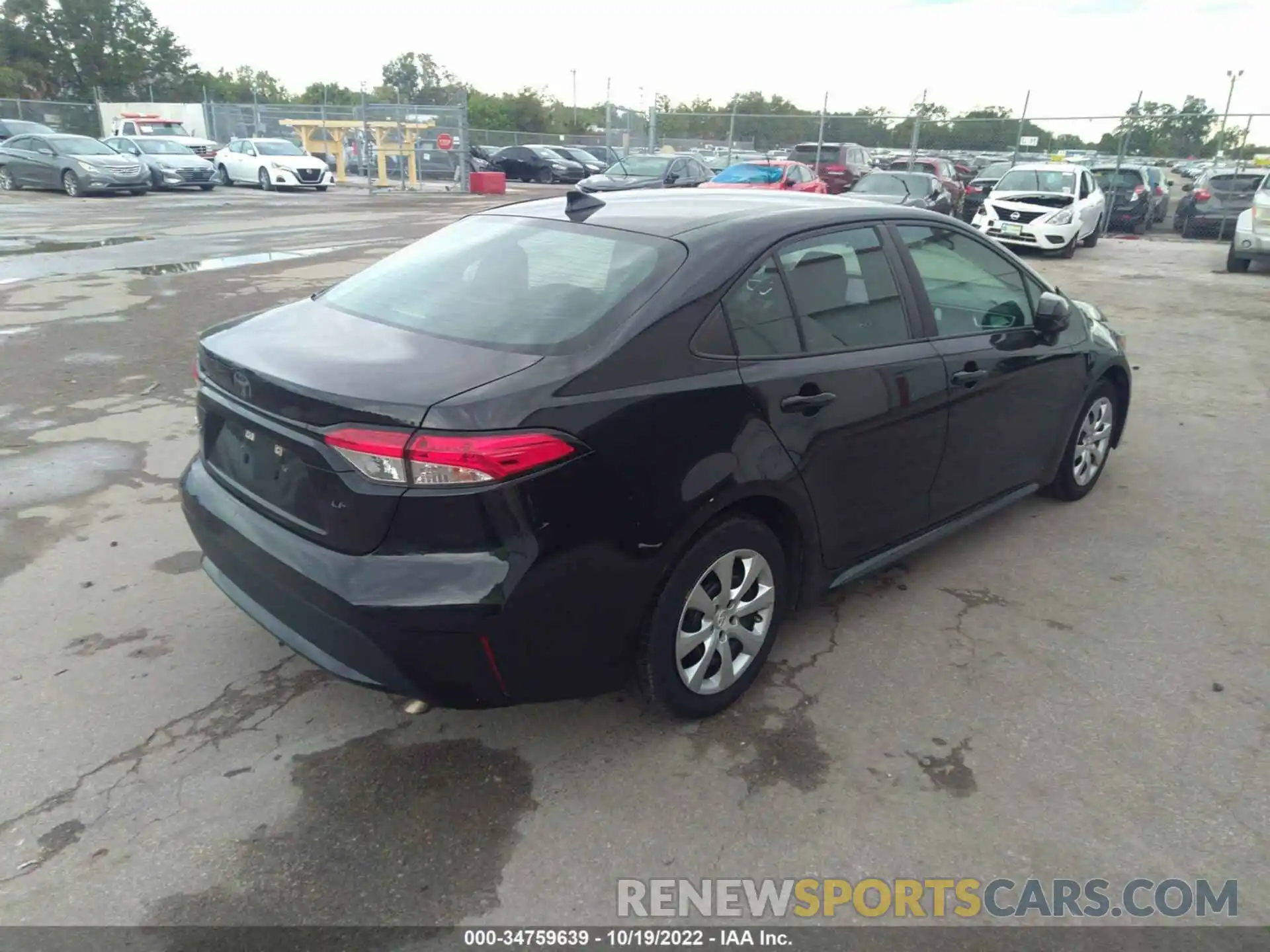 4 Photograph of a damaged car 5YFEPRAE1LP098496 TOYOTA COROLLA 2020