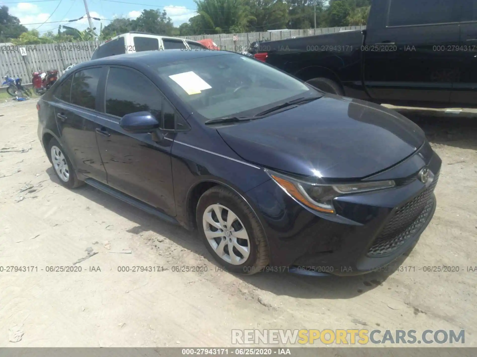 1 Photograph of a damaged car 5YFEPRAE1LP100585 TOYOTA COROLLA 2020