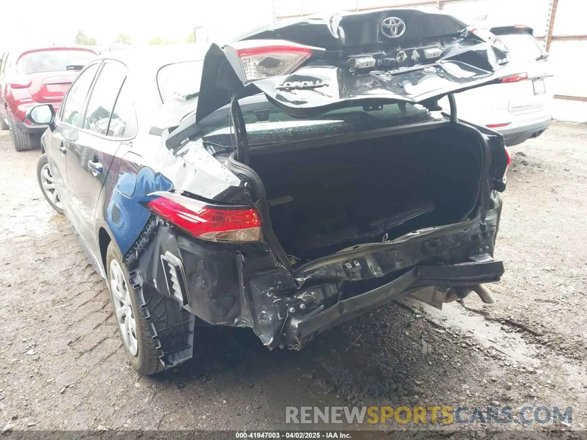 3 Photograph of a damaged car 5YFEPRAE1LP100893 TOYOTA COROLLA 2020