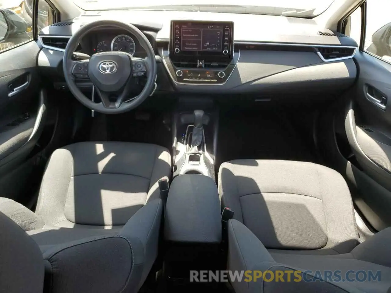 8 Photograph of a damaged car 5YFEPRAE1LP101171 TOYOTA COROLLA 2020