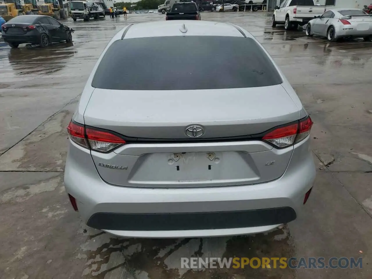 6 Photograph of a damaged car 5YFEPRAE1LP107004 TOYOTA COROLLA 2020