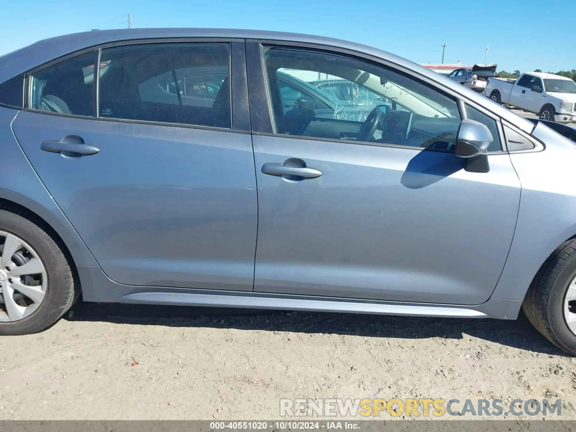 13 Photograph of a damaged car 5YFEPRAE1LP115801 TOYOTA COROLLA 2020