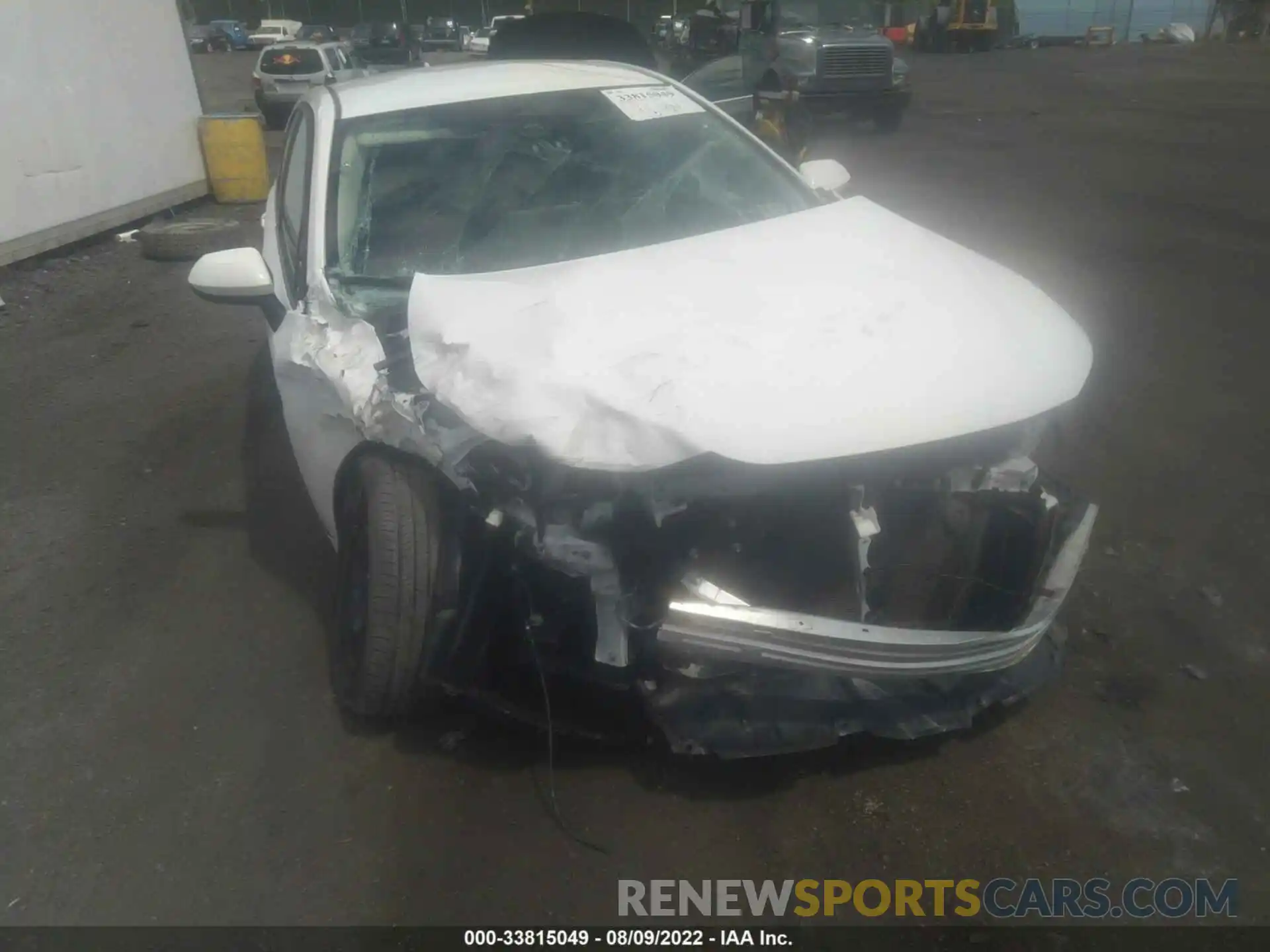 6 Photograph of a damaged car 5YFEPRAE1LP116995 TOYOTA COROLLA 2020