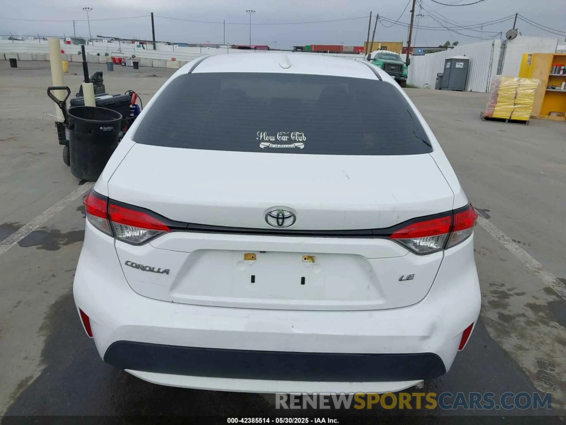 16 Photograph of a damaged car 5YFEPRAE1LP118424 TOYOTA COROLLA 2020