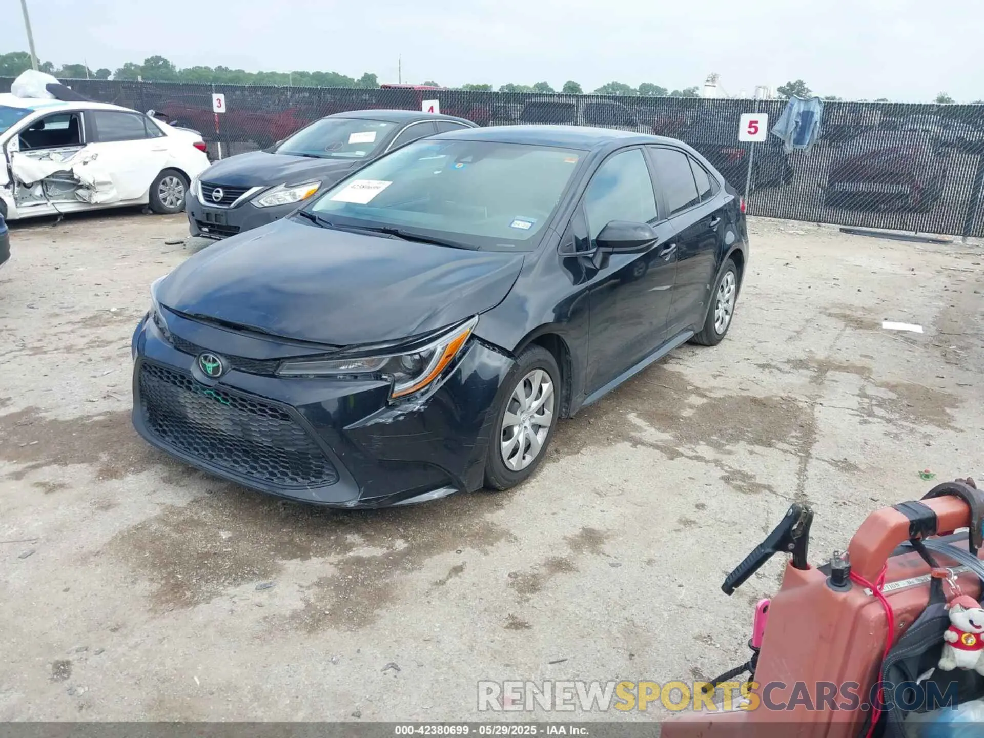 2 Photograph of a damaged car 5YFEPRAE1LP118651 TOYOTA COROLLA 2020