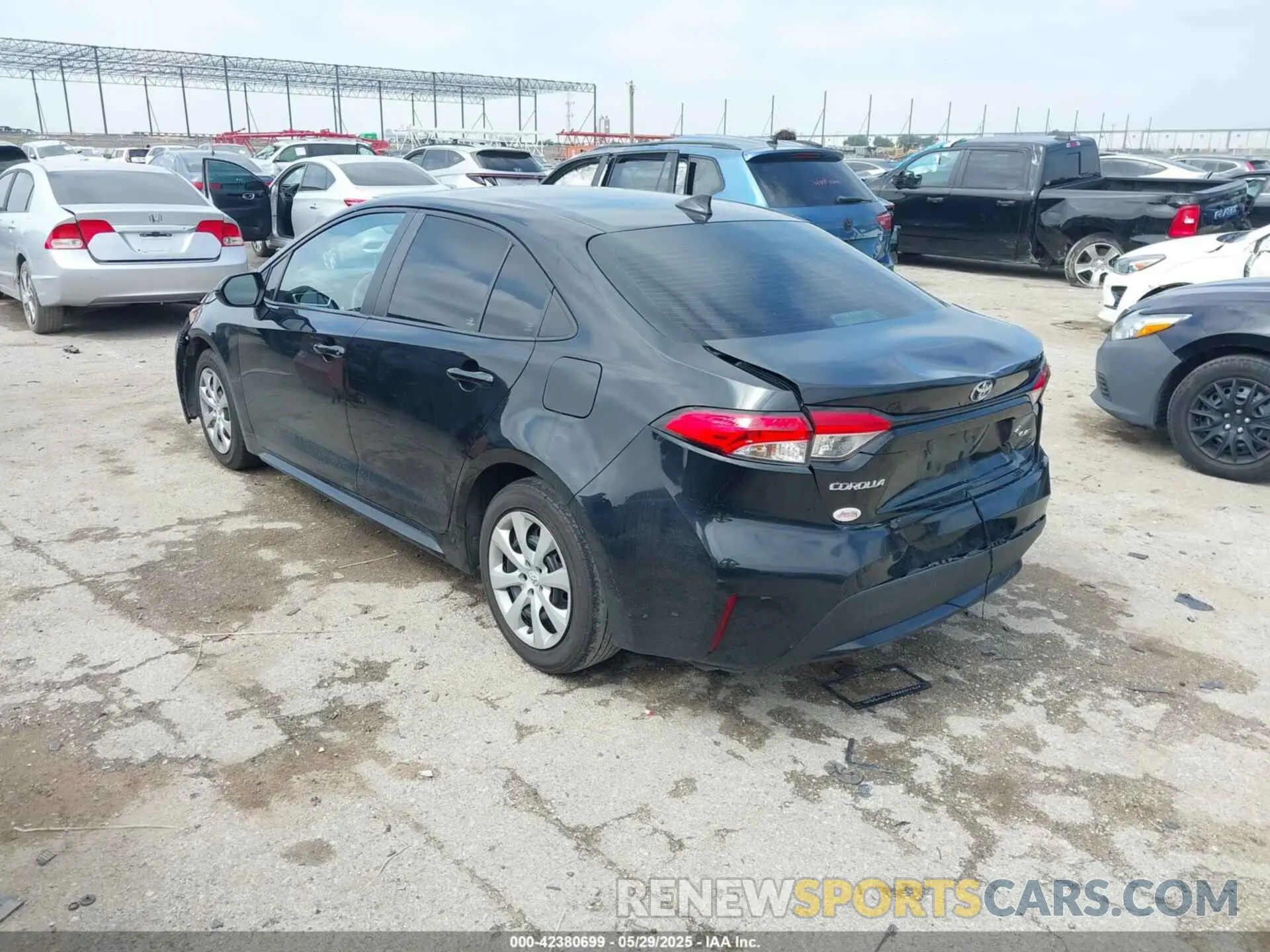 3 Photograph of a damaged car 5YFEPRAE1LP118651 TOYOTA COROLLA 2020