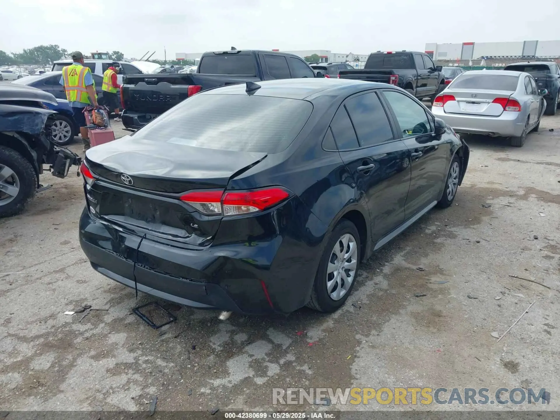 4 Photograph of a damaged car 5YFEPRAE1LP118651 TOYOTA COROLLA 2020