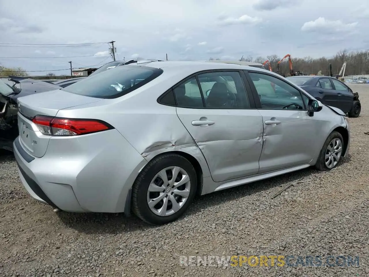3 Photograph of a damaged car 5YFEPRAE1LP124594 TOYOTA COROLLA 2020