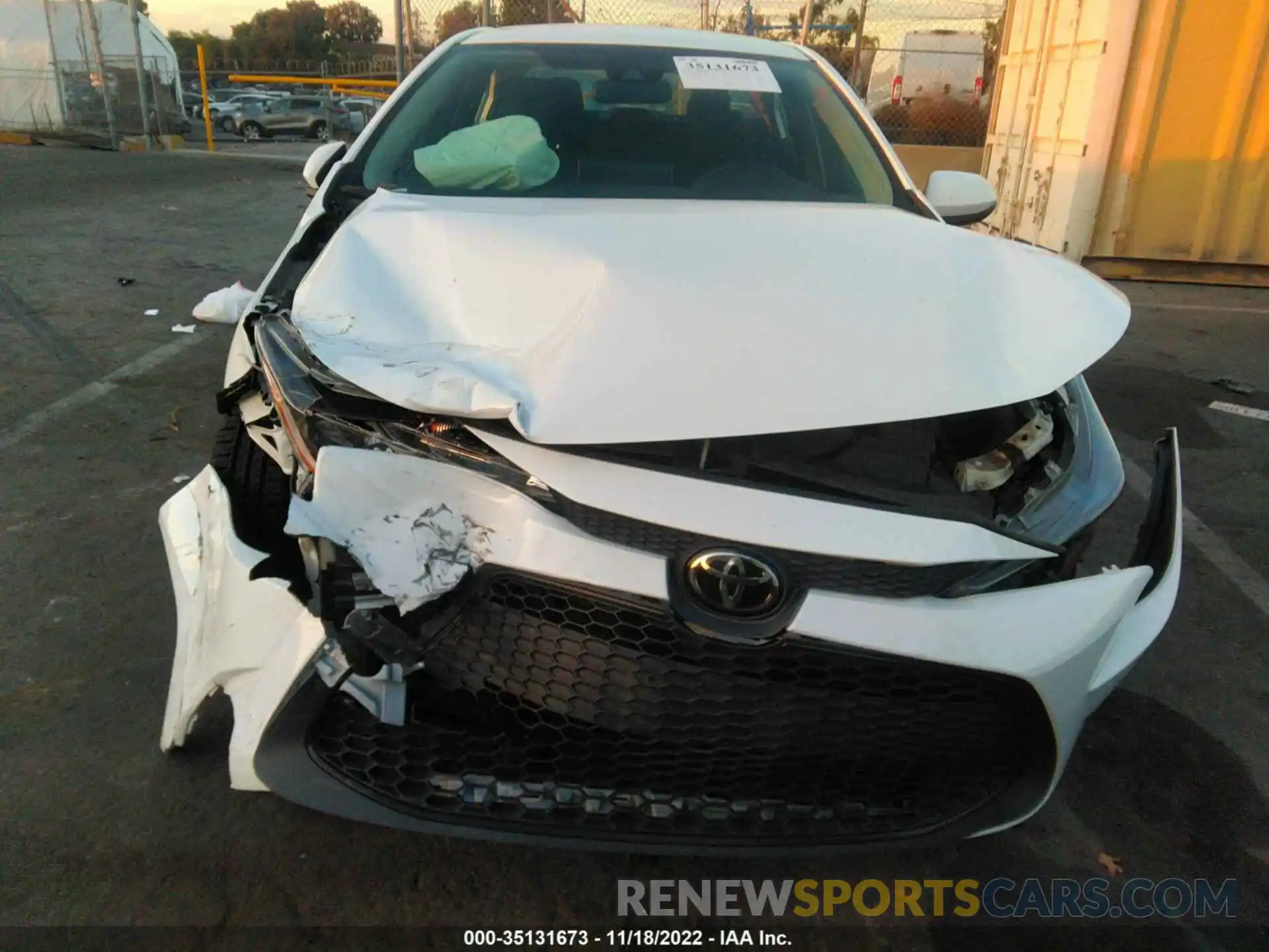 6 Photograph of a damaged car 5YFEPRAE1LP125518 TOYOTA COROLLA 2020