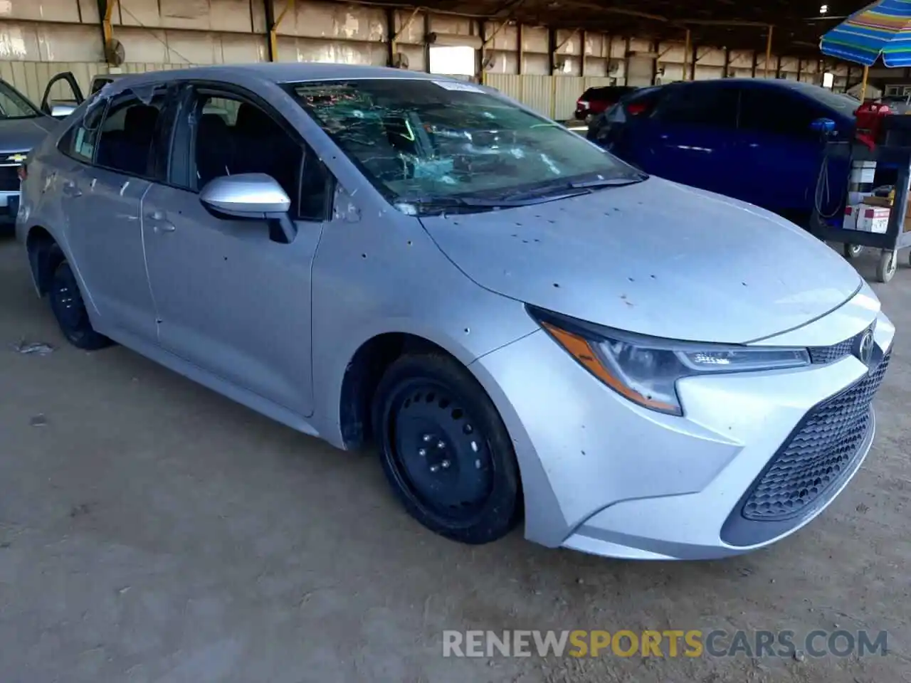 1 Photograph of a damaged car 5YFEPRAE1LP137829 TOYOTA COROLLA 2020