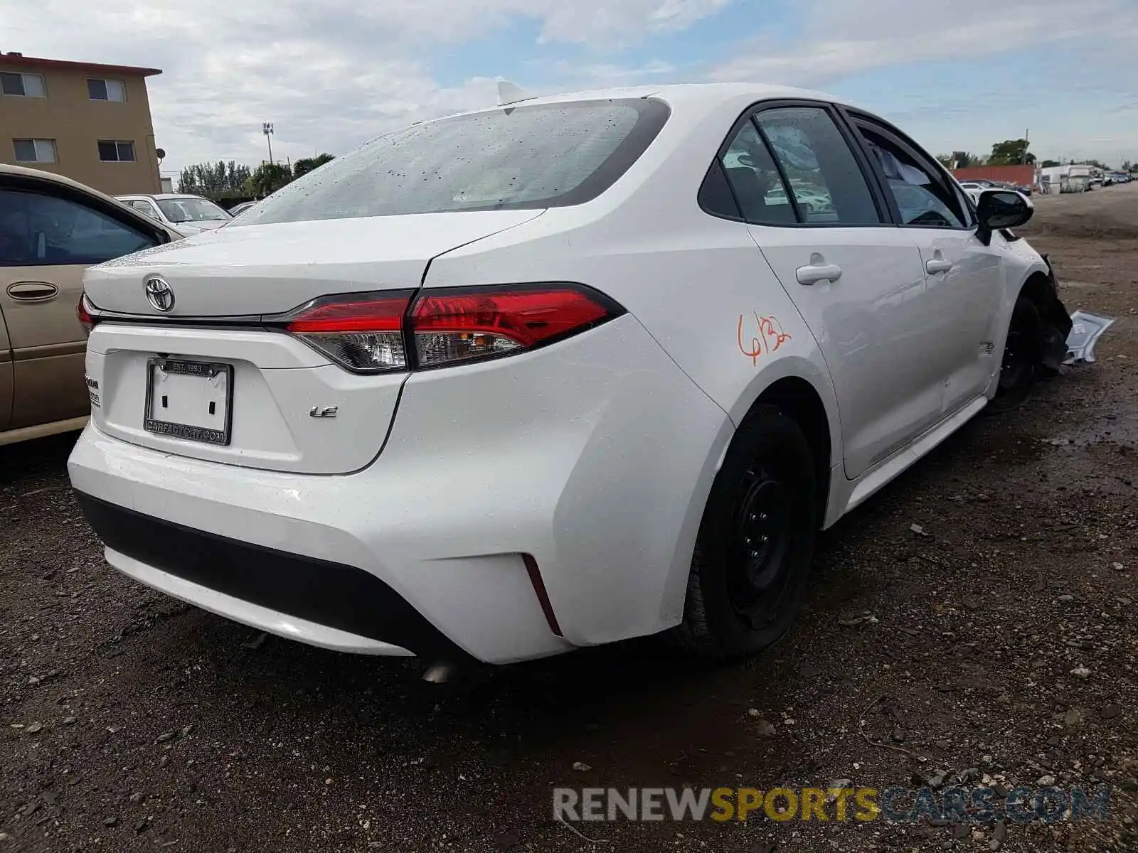 4 Photograph of a damaged car 5YFEPRAE2LP004965 TOYOTA COROLLA 2020