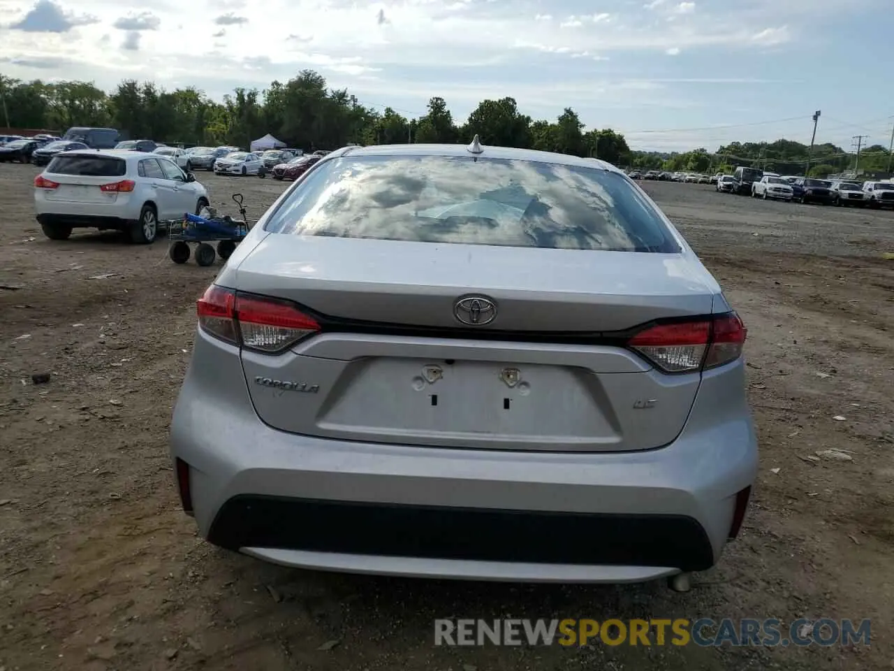 6 Photograph of a damaged car 5YFEPRAE2LP034337 TOYOTA COROLLA 2020