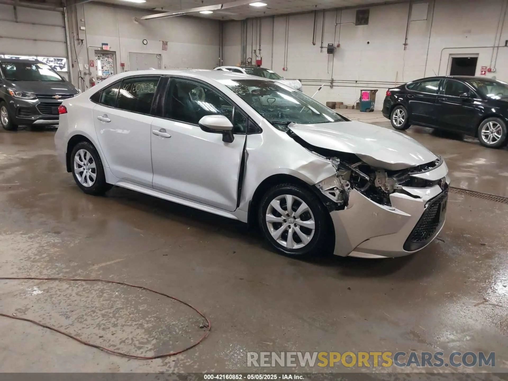 1 Photograph of a damaged car 5YFEPRAE2LP046679 TOYOTA COROLLA 2020