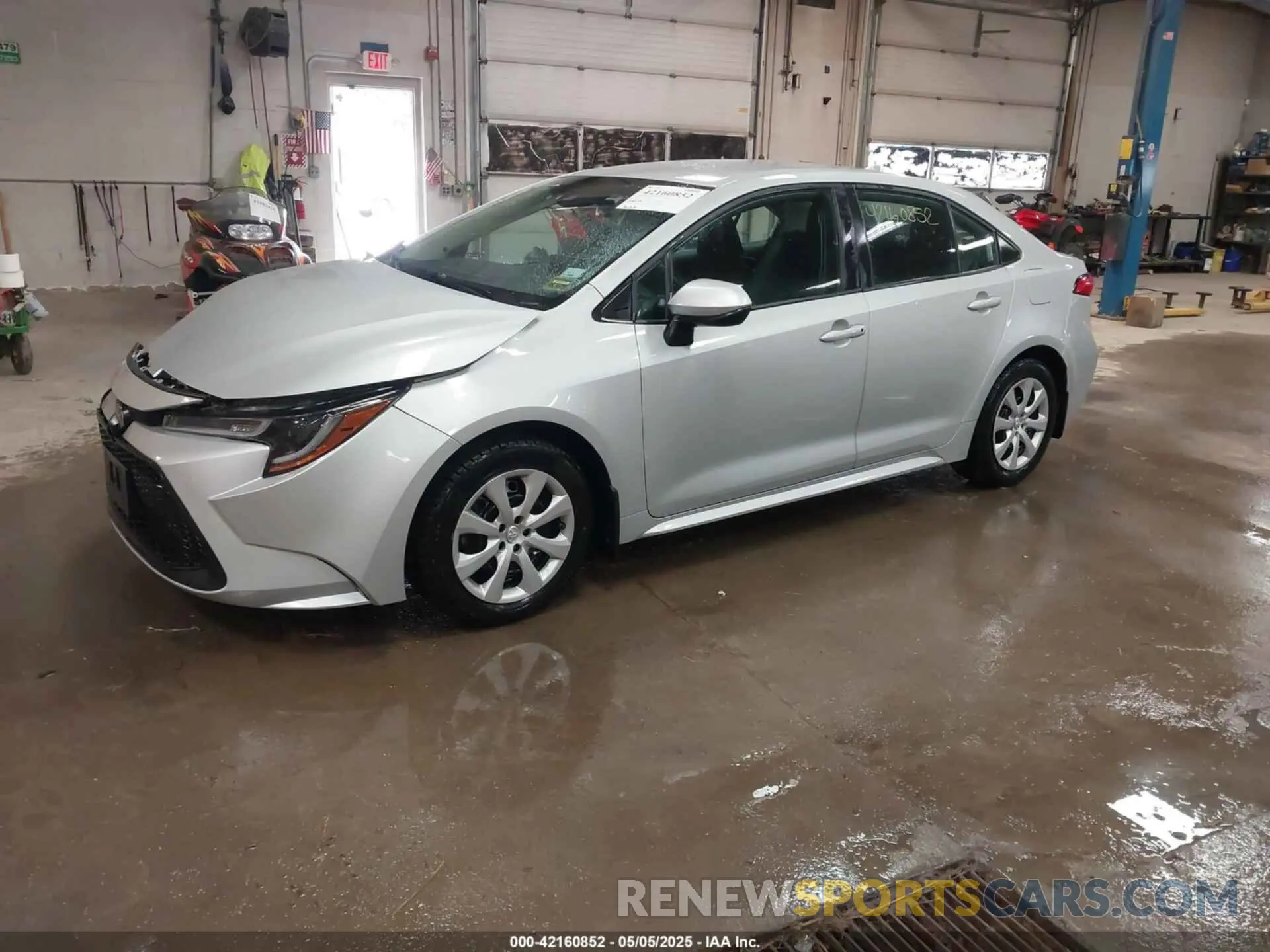 2 Photograph of a damaged car 5YFEPRAE2LP046679 TOYOTA COROLLA 2020