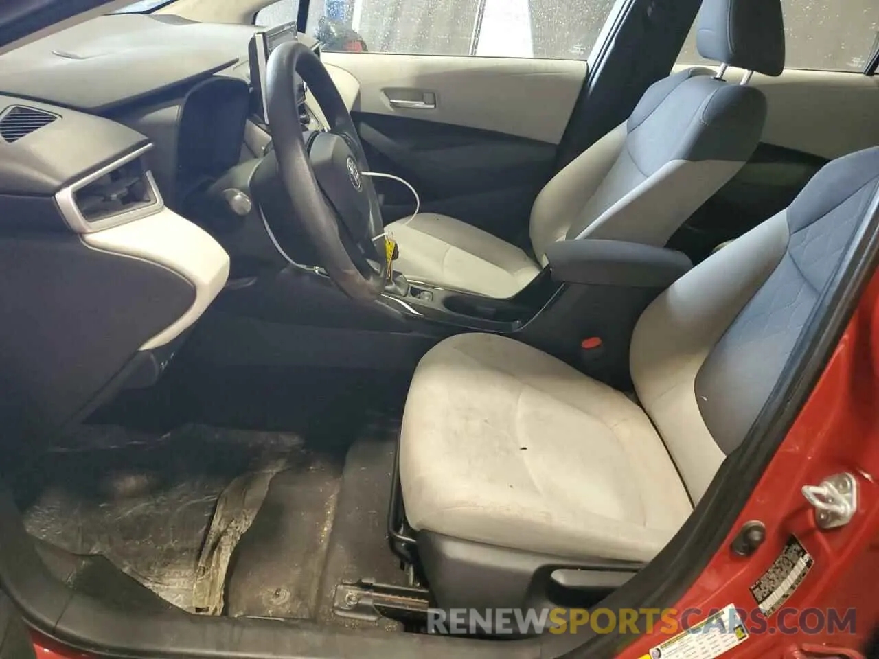 7 Photograph of a damaged car 5YFEPRAE2LP057603 TOYOTA COROLLA 2020