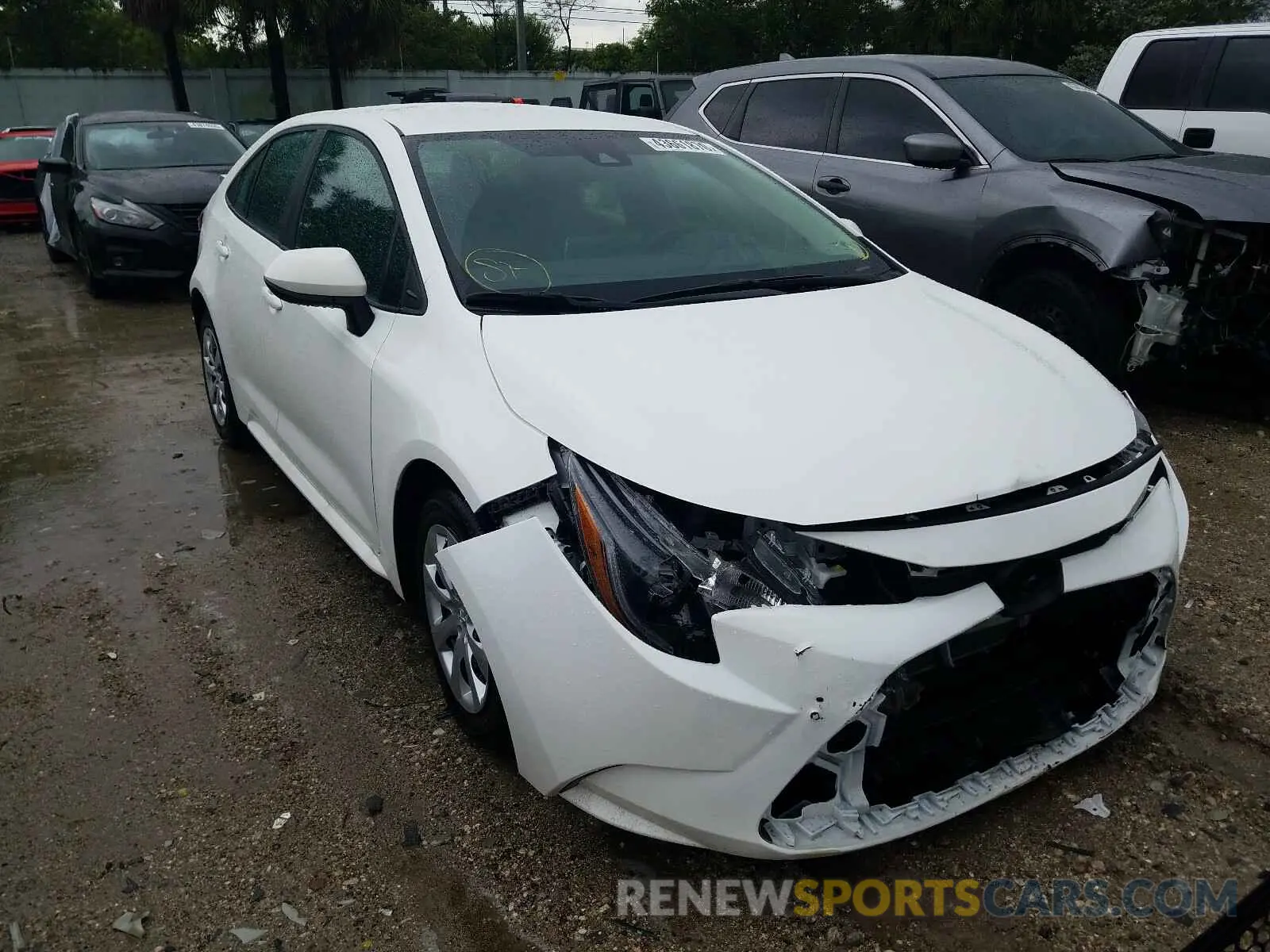 1 Photograph of a damaged car 5YFEPRAE2LP057648 TOYOTA COROLLA 2020