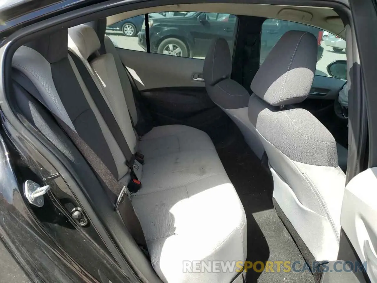 10 Photograph of a damaged car 5YFEPRAE2LP061540 TOYOTA COROLLA 2020