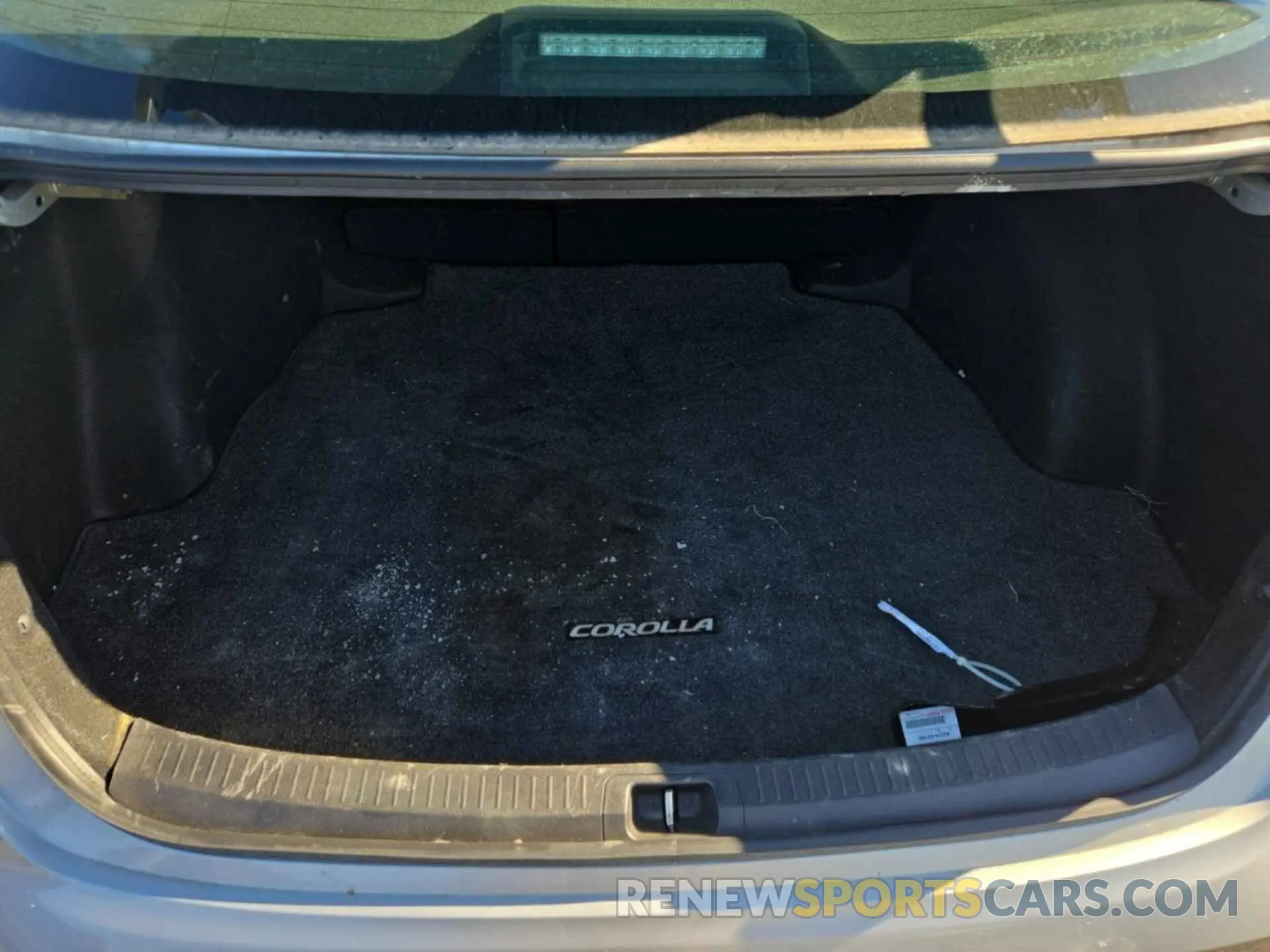 13 Photograph of a damaged car 5YFEPRAE2LP082050 TOYOTA COROLLA 2020