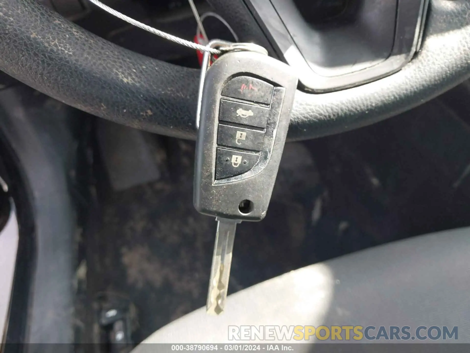 11 Photograph of a damaged car 5YFEPRAE2LP087765 TOYOTA COROLLA 2020