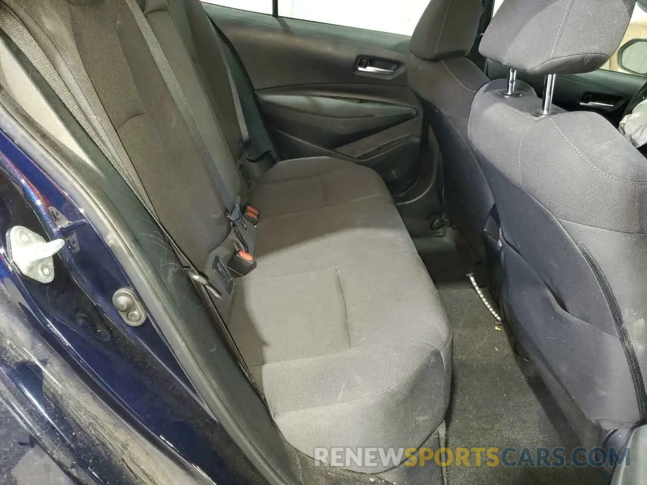10 Photograph of a damaged car 5YFEPRAE2LP090164 TOYOTA COROLLA 2020