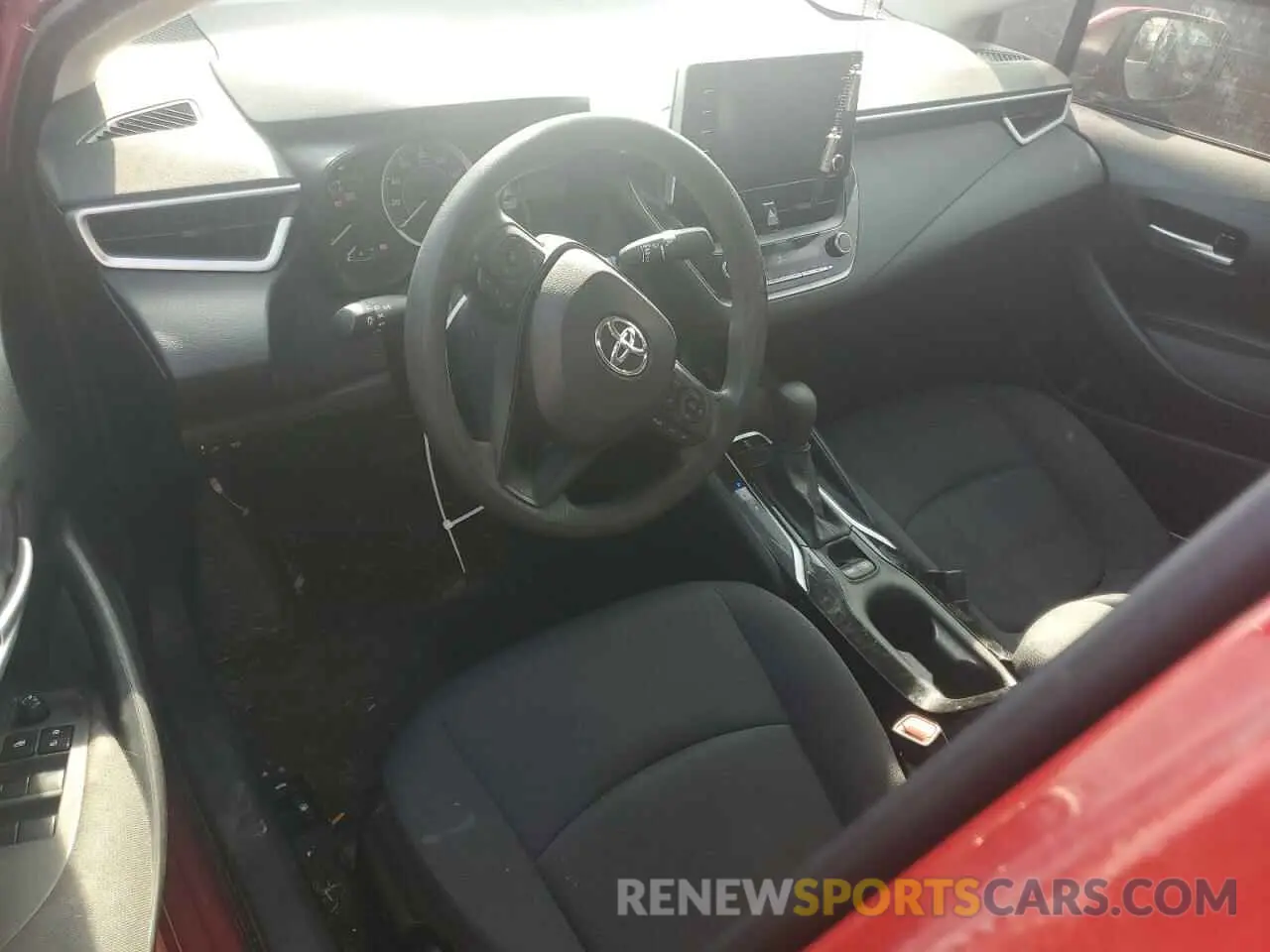 8 Photograph of a damaged car 5YFEPRAE2LP095543 TOYOTA COROLLA 2020