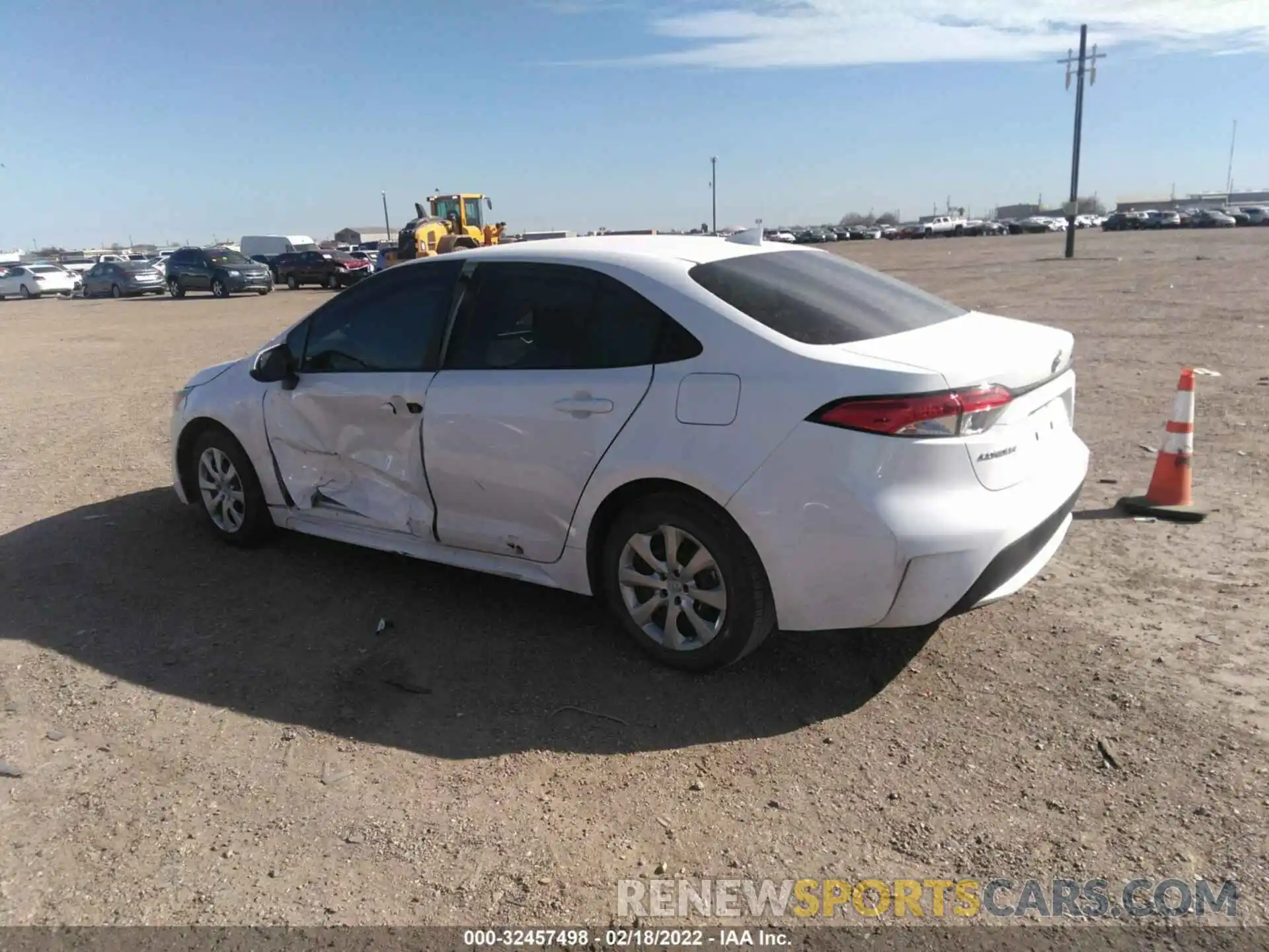 3 Photograph of a damaged car 5YFEPRAE2LP101681 TOYOTA COROLLA 2020