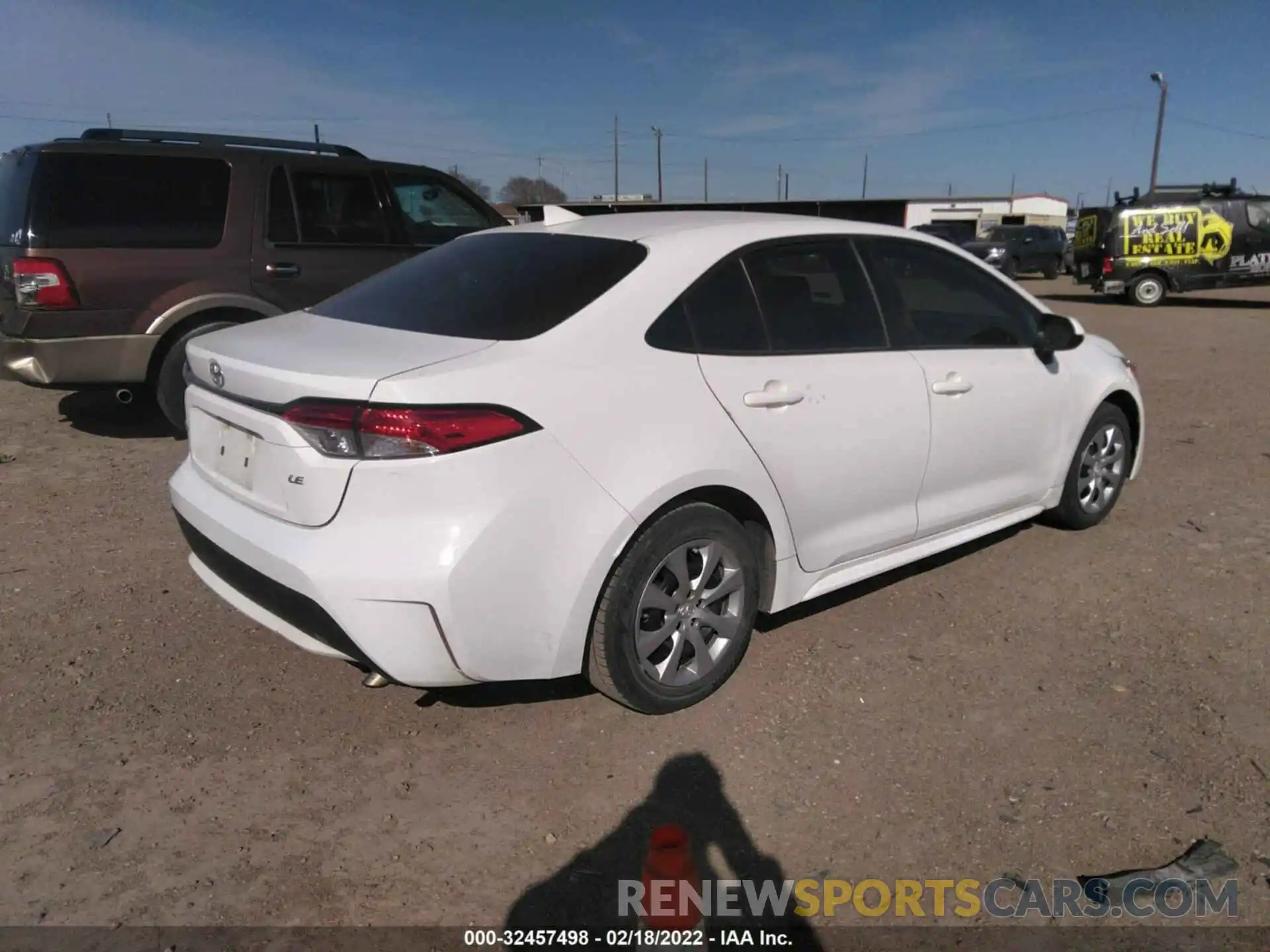 4 Photograph of a damaged car 5YFEPRAE2LP101681 TOYOTA COROLLA 2020