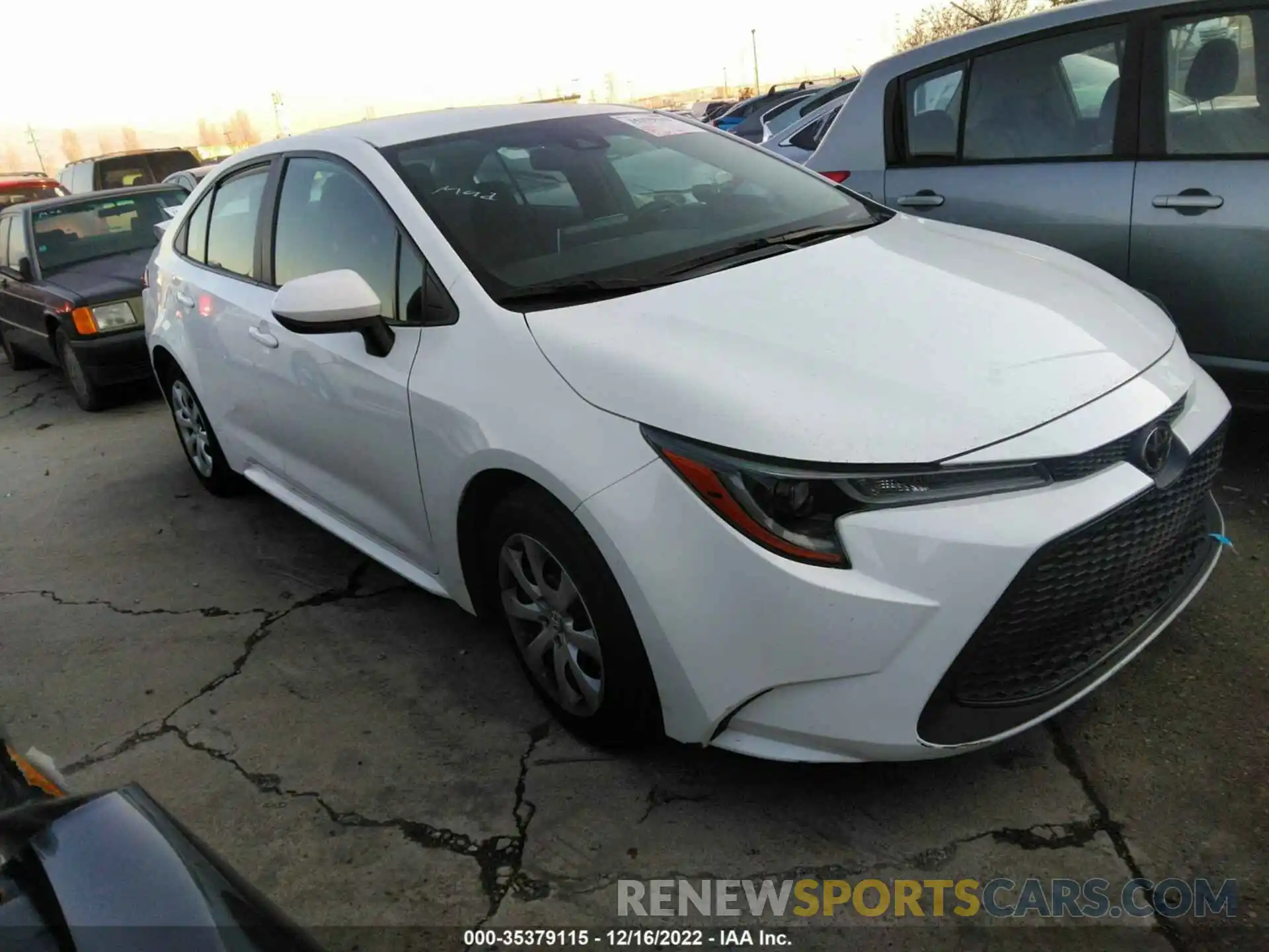 1 Photograph of a damaged car 5YFEPRAE2LP107383 TOYOTA COROLLA 2020