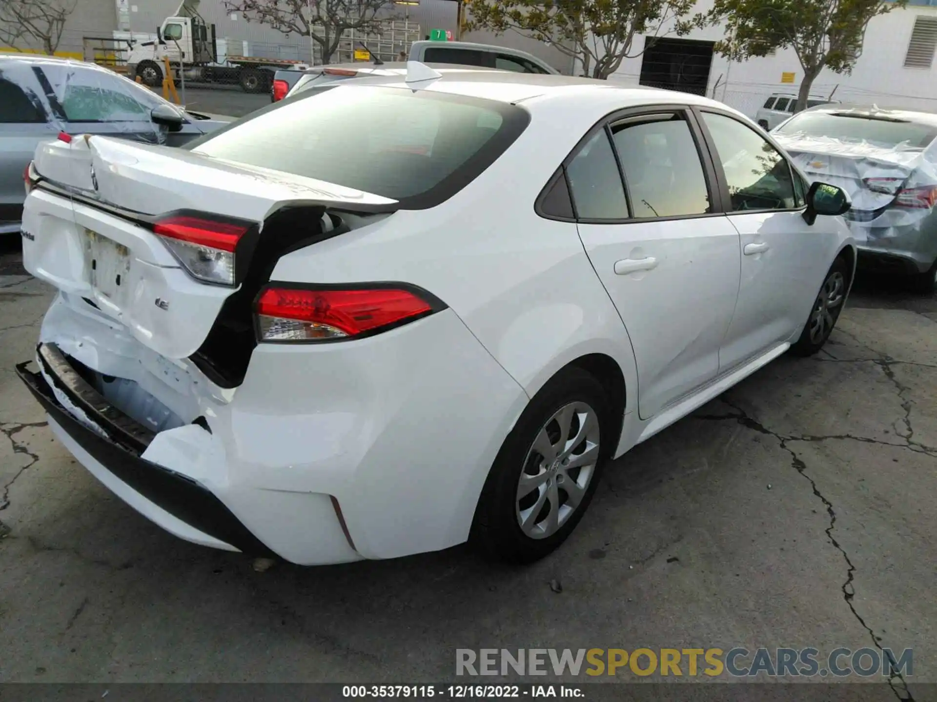 4 Photograph of a damaged car 5YFEPRAE2LP107383 TOYOTA COROLLA 2020