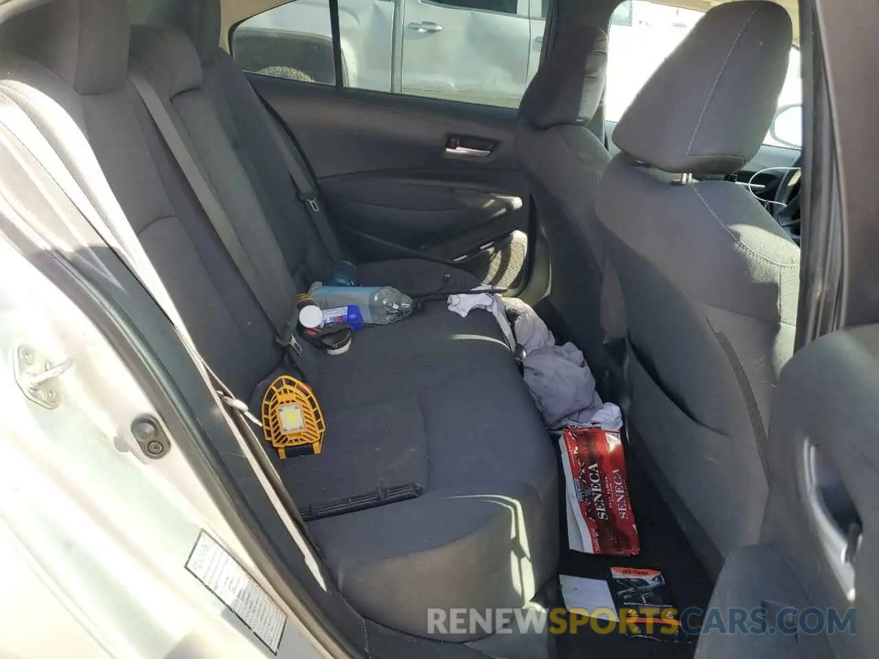 10 Photograph of a damaged car 5YFEPRAE2LP110493 TOYOTA COROLLA 2020