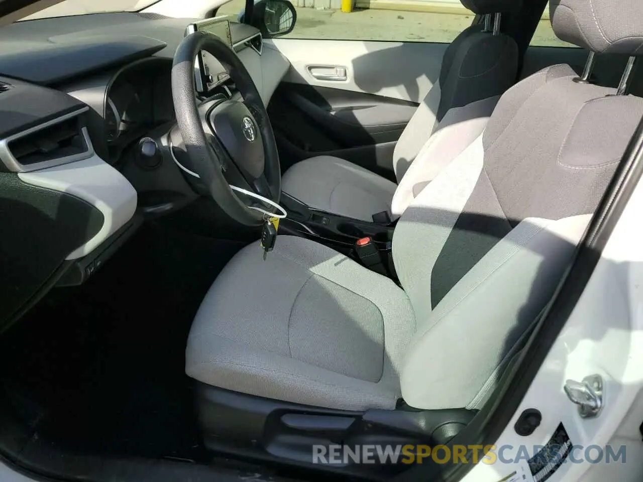7 Photograph of a damaged car 5YFEPRAE2LP116097 TOYOTA COROLLA 2020