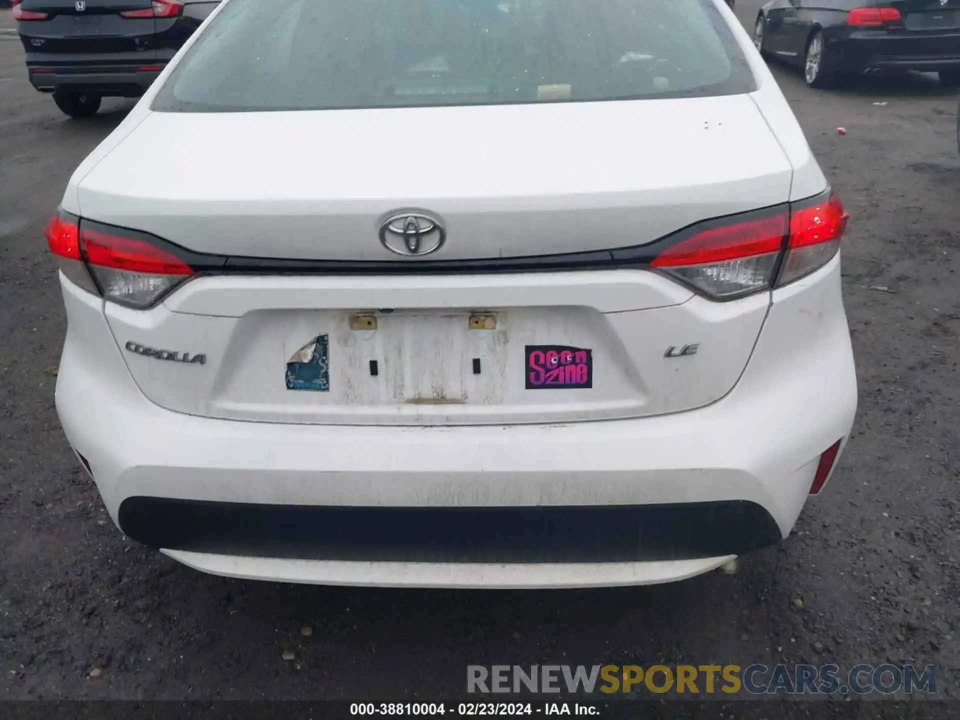 16 Photograph of a damaged car 5YFEPRAE2LP117850 TOYOTA COROLLA 2020