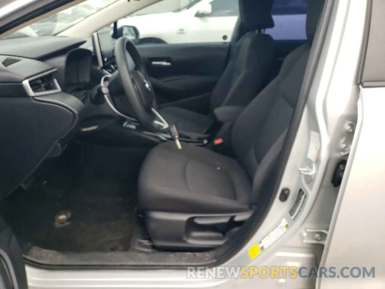 7 Photograph of a damaged car 5YFEPRAE2LP118206 TOYOTA COROLLA 2020