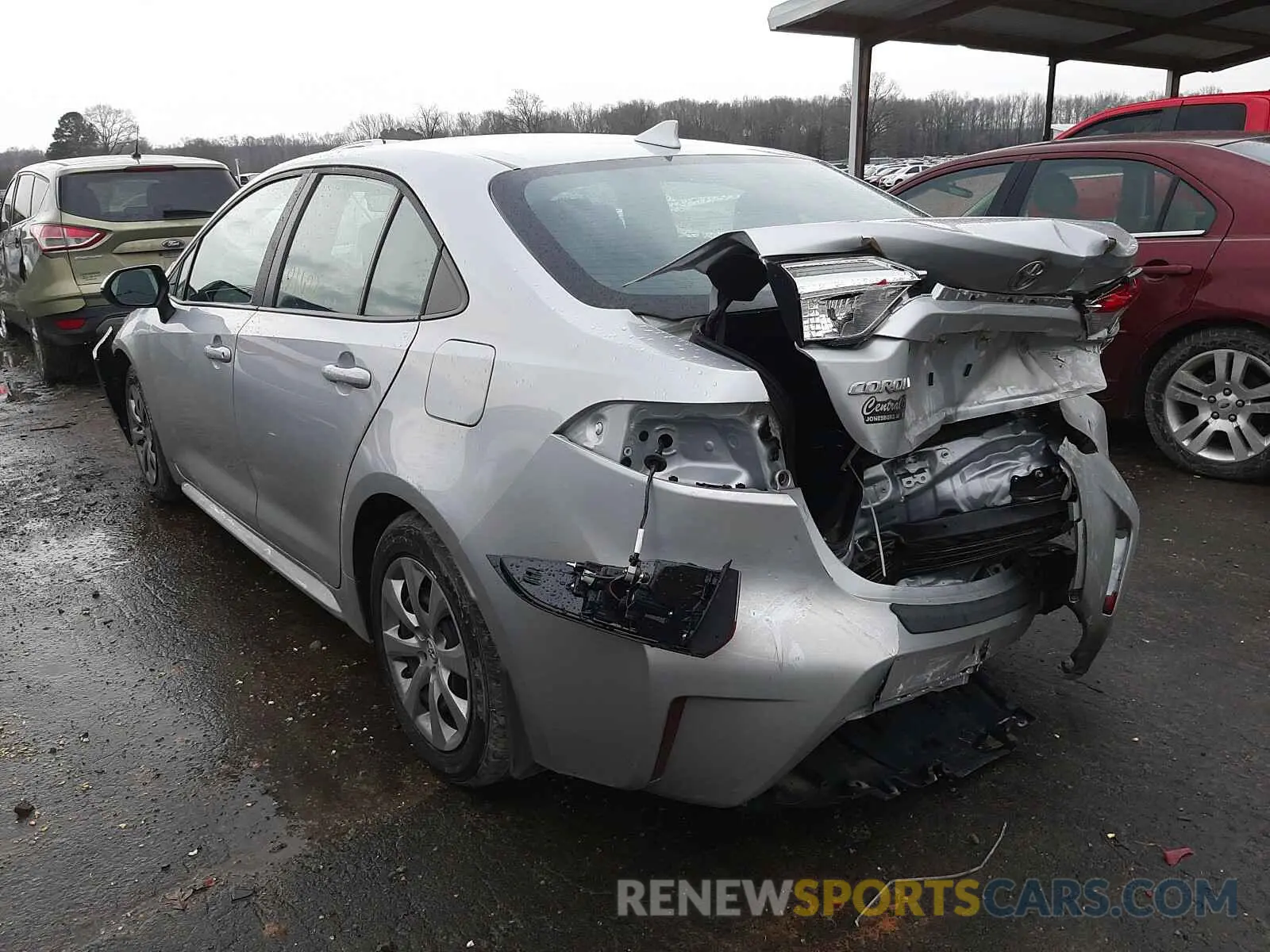 3 Photograph of a damaged car 5YFEPRAE2LP131702 TOYOTA COROLLA 2020