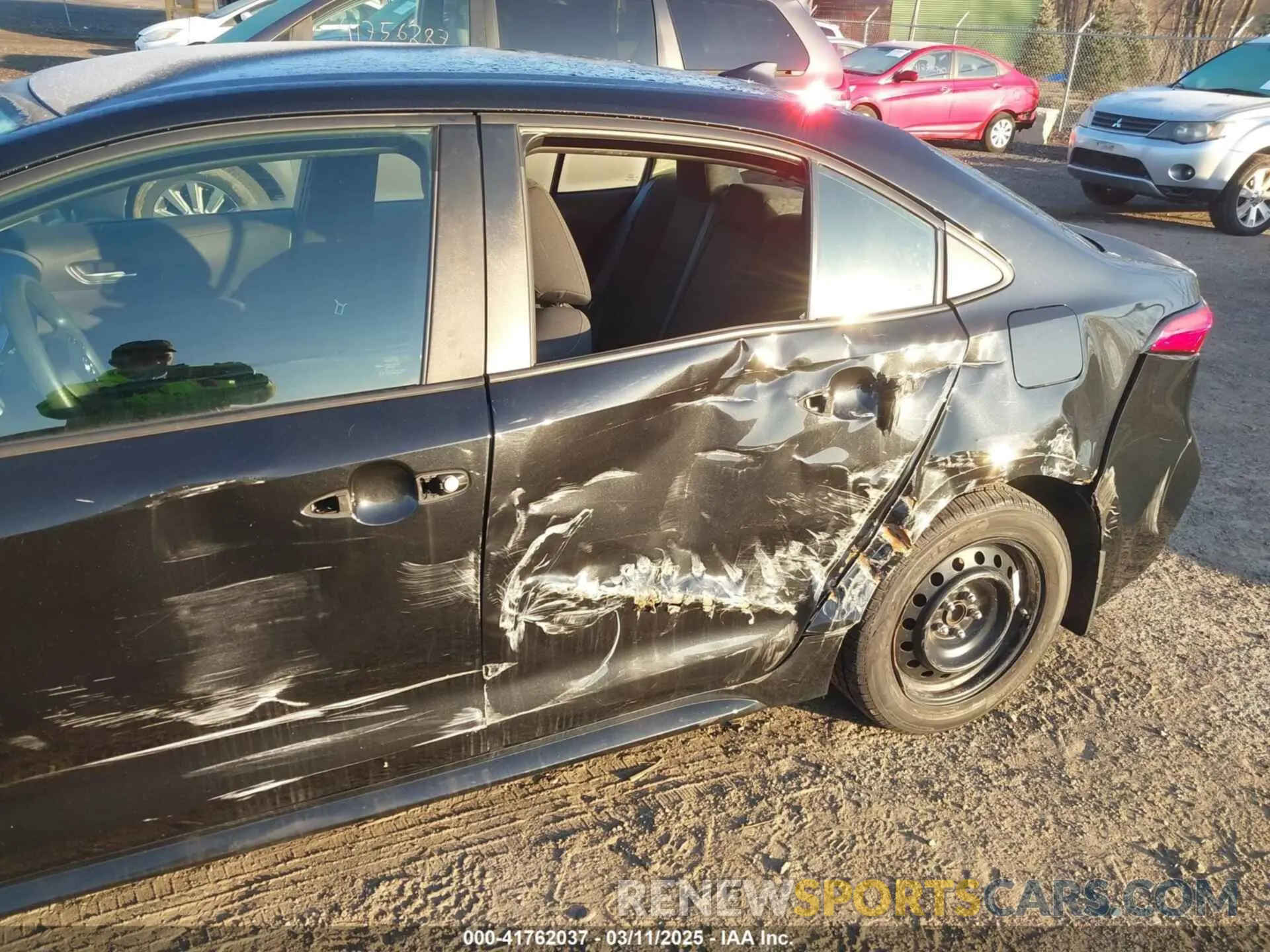 6 Photograph of a damaged car 5YFEPRAE2LP134700 TOYOTA COROLLA 2020