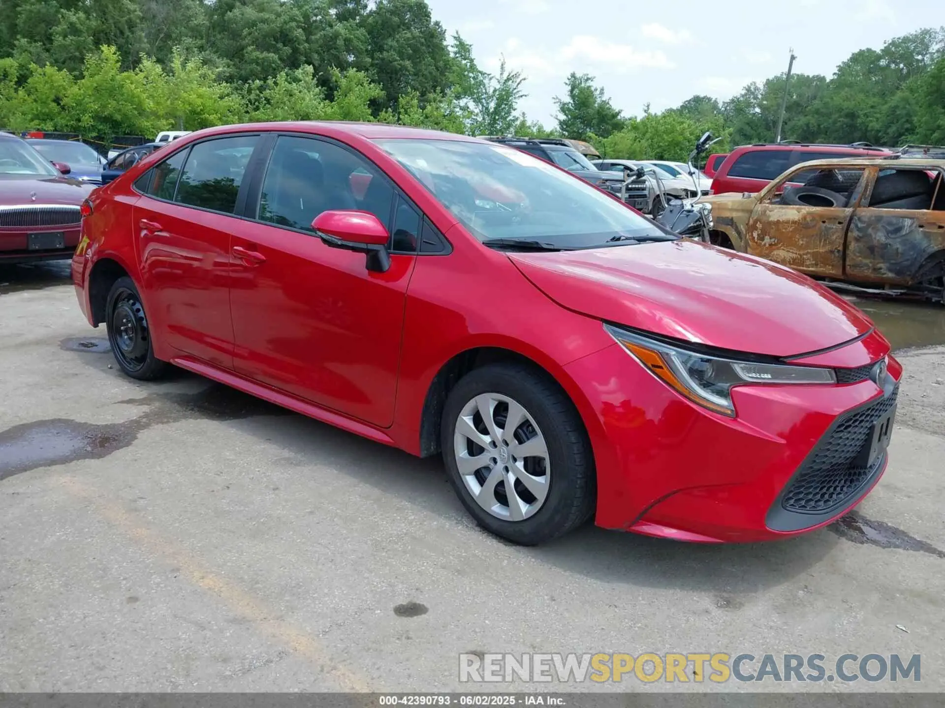 1 Photograph of a damaged car 5YFEPRAE3LP008197 TOYOTA COROLLA 2020